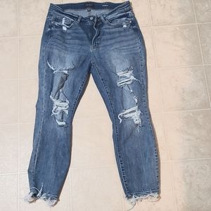 Judy Blue distressed boyfriend jeans